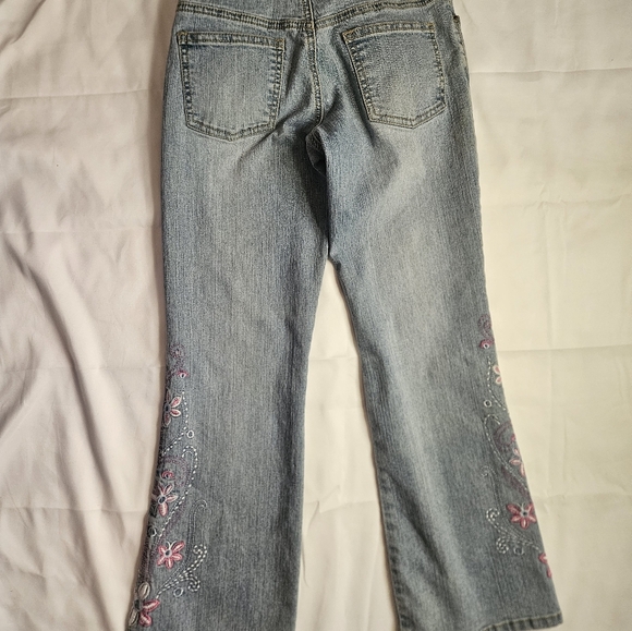 Rave Girl Girls Blue Bootleg Jeans with Floral Stitching on Sides Size 8 - Picture 9 of 10